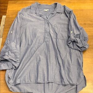GAP XL Women’s Chambray Roll-Sleeve Button-Front Shirt